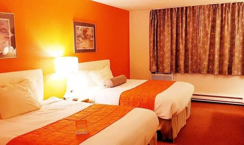 בית מלון כפרי Howard Johnson By Wyndham Fort St. John