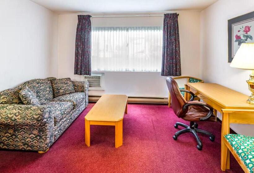 Hotel Howard Johnson By Wyndham Fort St. John