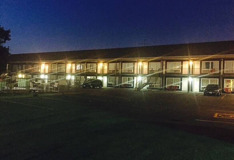 酒店 Niagara Falls Courtside Inn