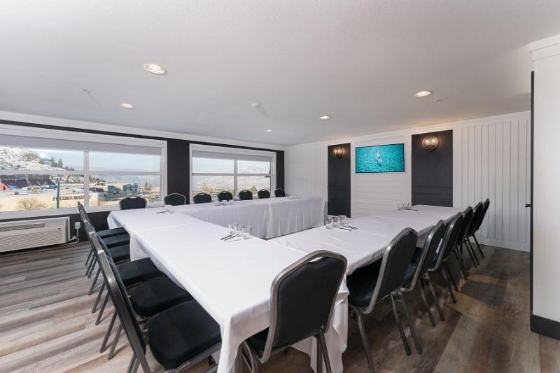 هتل Prestige Kamloops