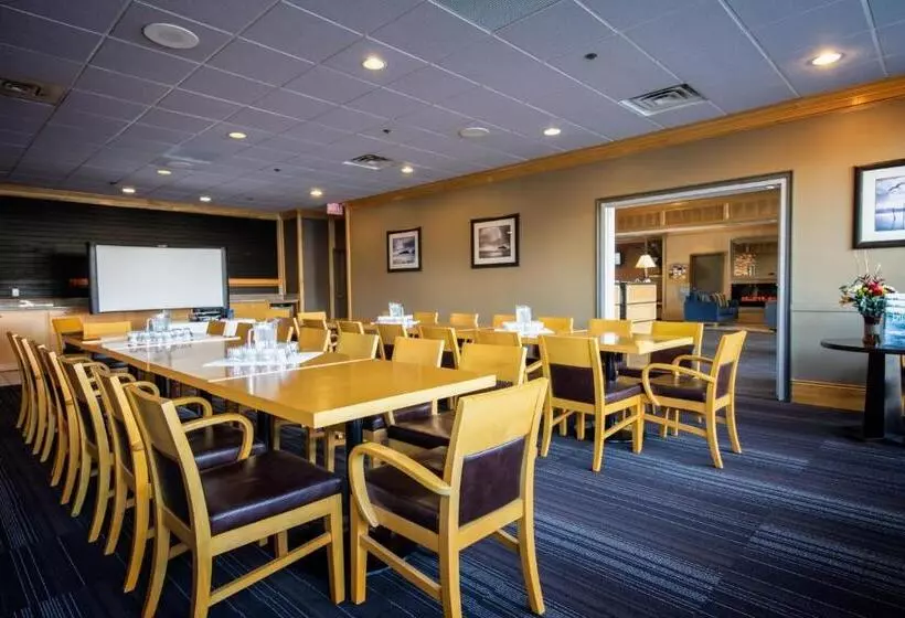 Prestige Oceanview Hotel Prince Rupert