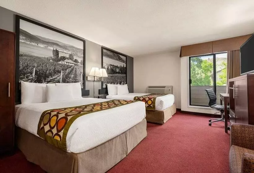 Отель Quality Inn & Suites