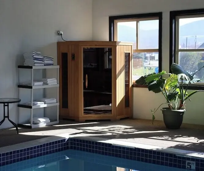 ホテル Quality Inn & Suites