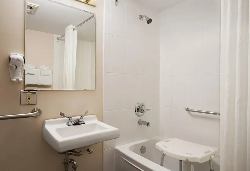 ホテル Quality Inn & Suites
