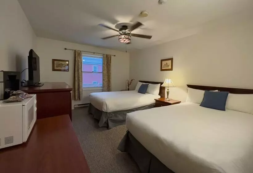 فندق The Downtown, A Coast