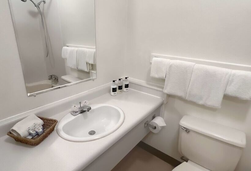 Otel The Downtown, A Coast