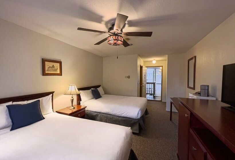 Otel The Downtown, A Coast