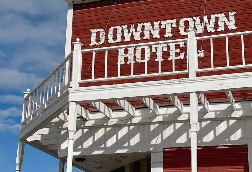 فندق The Downtown, A Coast