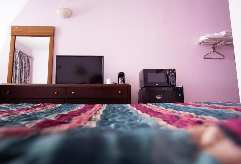 Отель Rockwell Resort