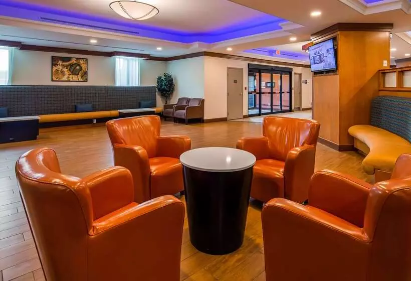 בית מלון כפרי Best Western Premier Toronto Airport Carlingview