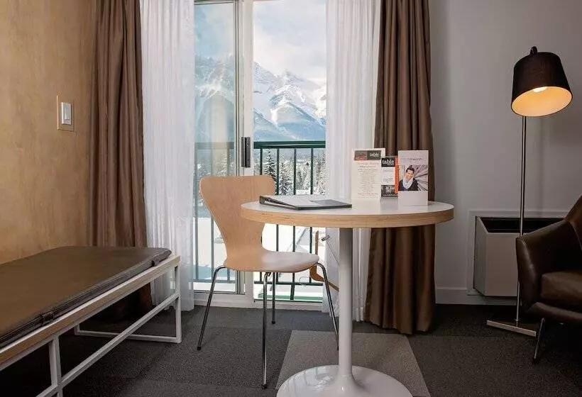 Coast Canmore Hotel & Conference Centre