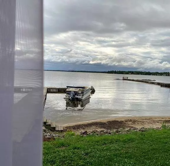 هتل La Place Rendez Vous