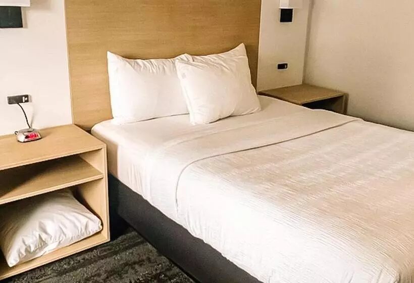 هتل La Place Rendez Vous