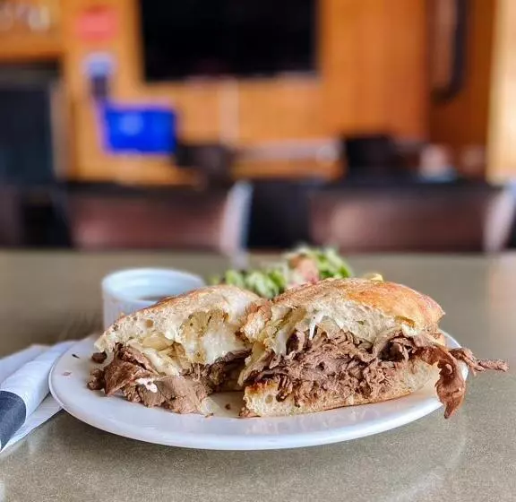 هتل La Place Rendez Vous