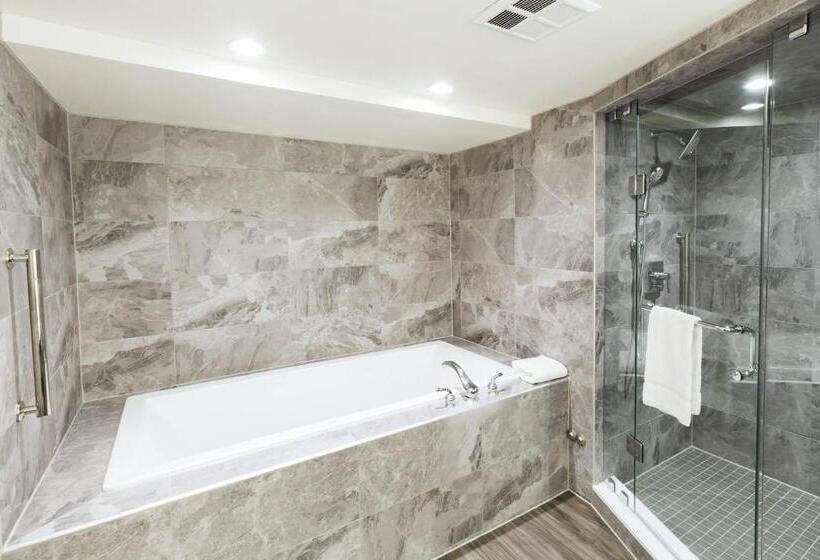 Niagara Falls Marriott Fallsview Hotel & Spa