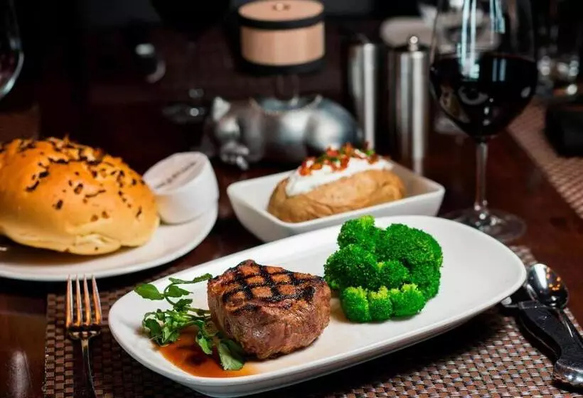 Niagara Falls Marriott Fallsview Hotel & Spa