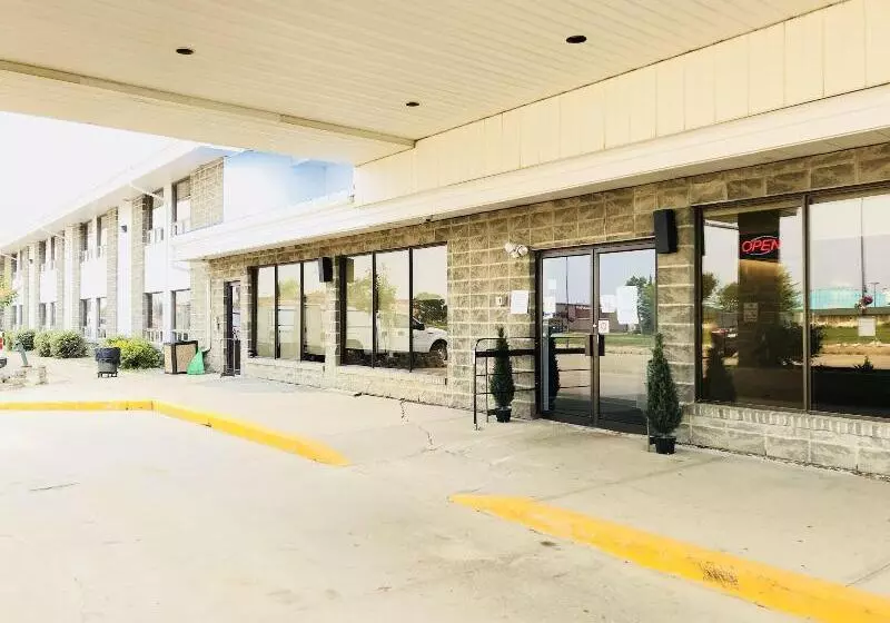 Northern Star Hotel & Convention Center