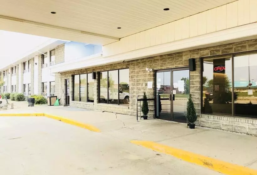 Northern Star Hotel & Convention Center