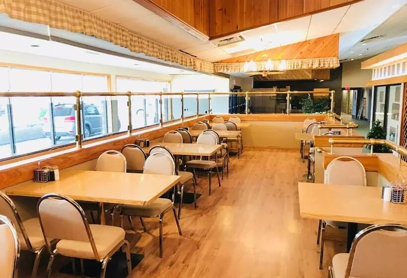 Northern Star Hotel & Convention Center