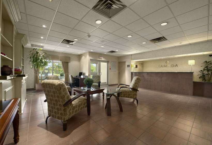 בית מלון כפרי Ramada By Wyndham Trenton