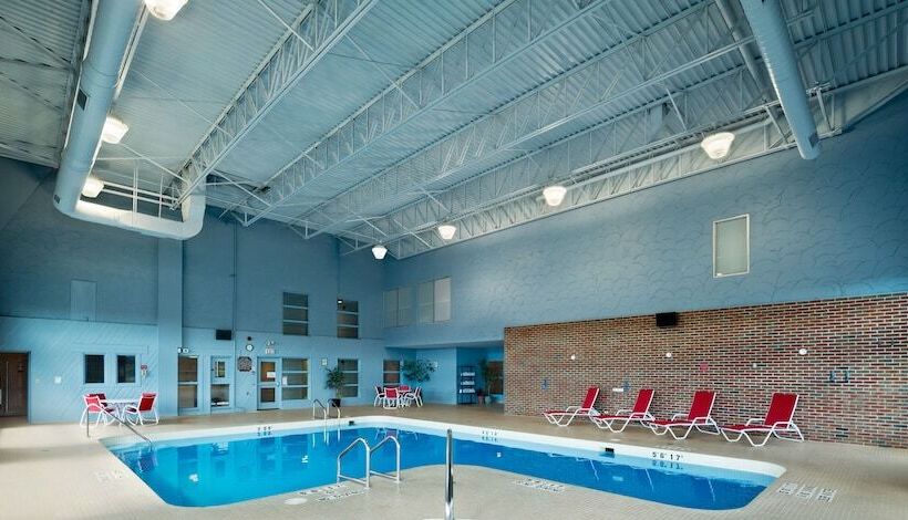 בית מלון כפרי Ramada By Wyndham Trenton