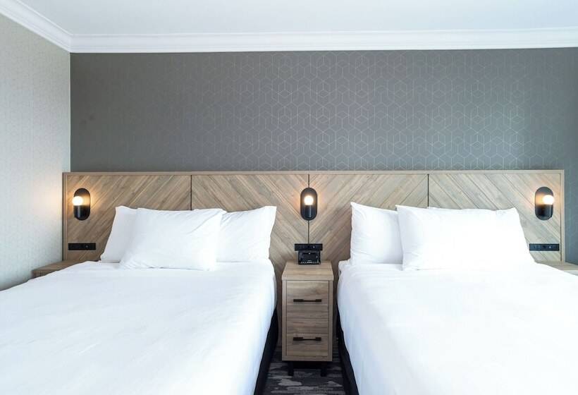 Sandman Hotel Vancouver Downtown