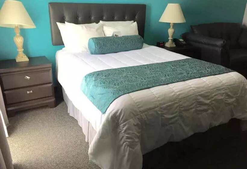 Отель Days Inn By Wyndham Sudbury & Conference Centre