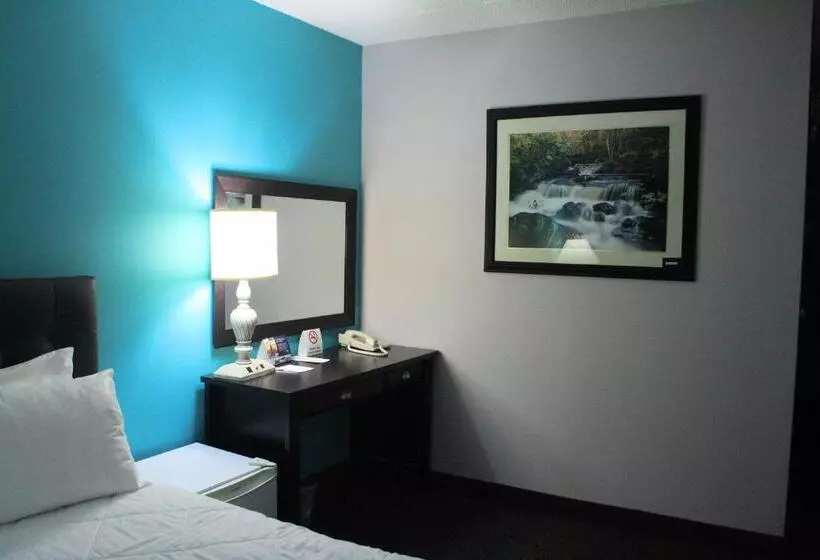 Отель Days Inn By Wyndham Sudbury & Conference Centre