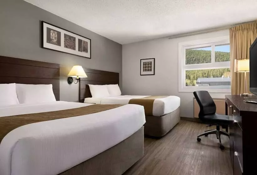 汽车旅馆  Travelodge By Wyndham Blairmore