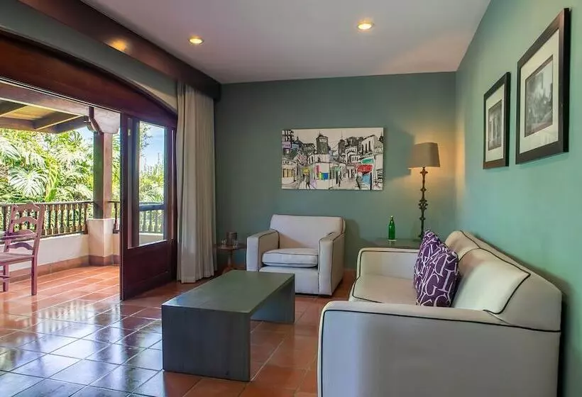 酒店 Alta Las Palomas