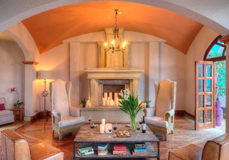 酒店 Alta Las Palomas