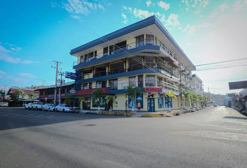 Best Western Hotel & Casino Kamuk