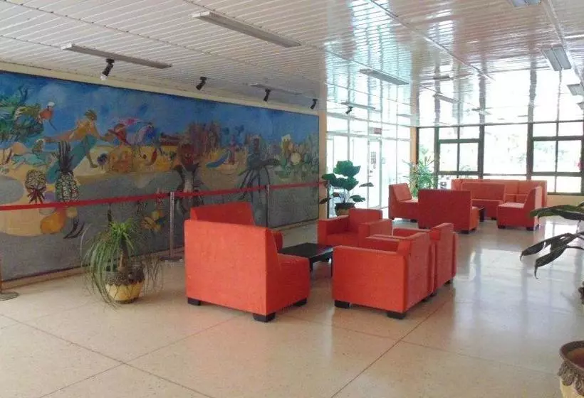 ホテル Carrusel Bello Caribe