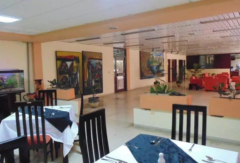 ホテル Carrusel Bello Caribe