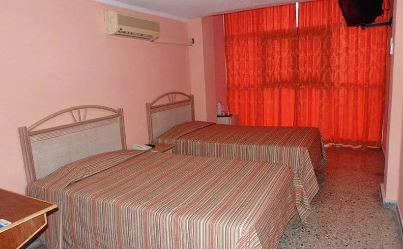 ホテル Carrusel Bello Caribe