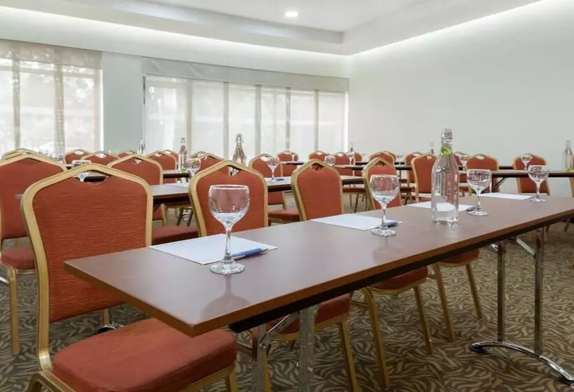 Otel Four Points By Sheraton Medellin