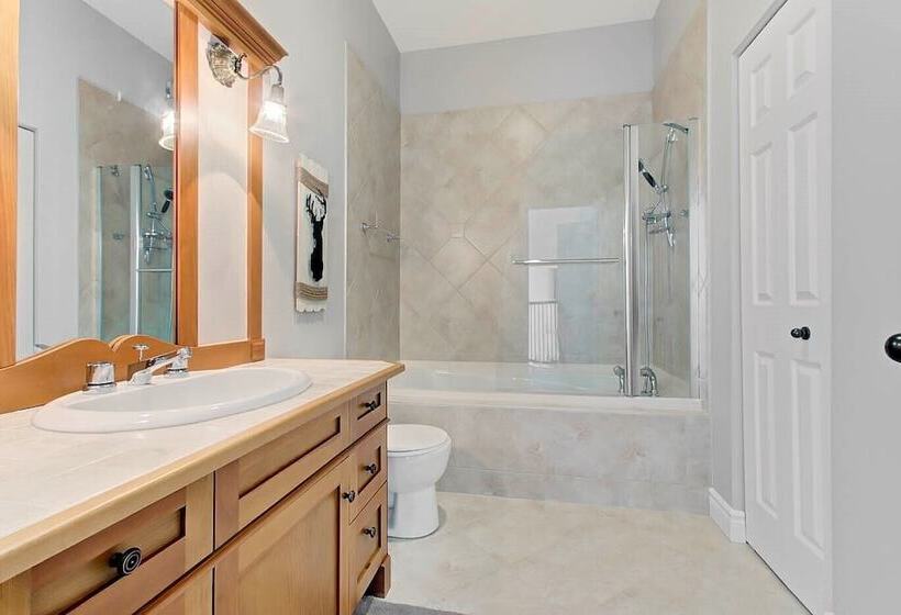 فندق Hebergement Montsteanne Condos