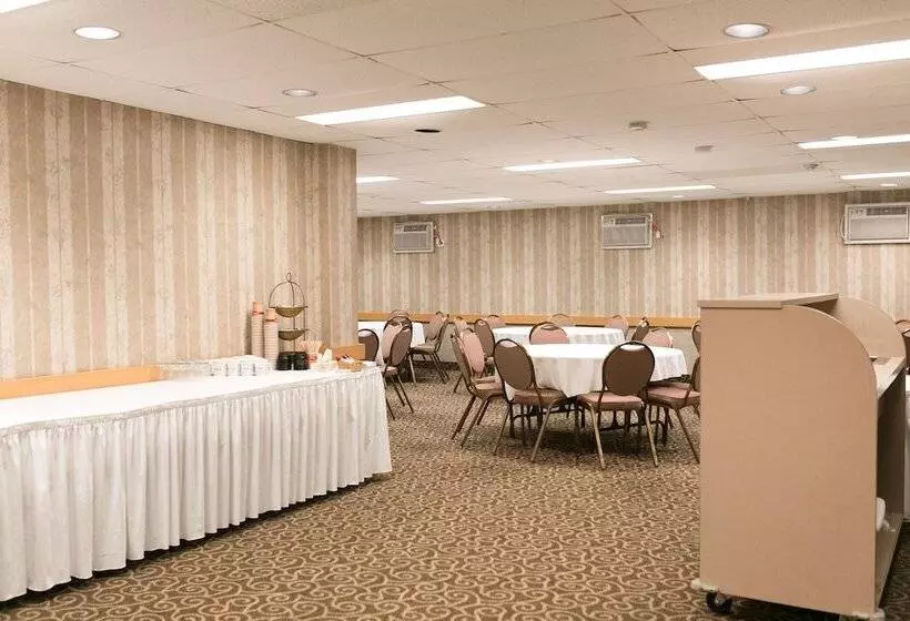 ホテル Victoria Inn Flin Flon