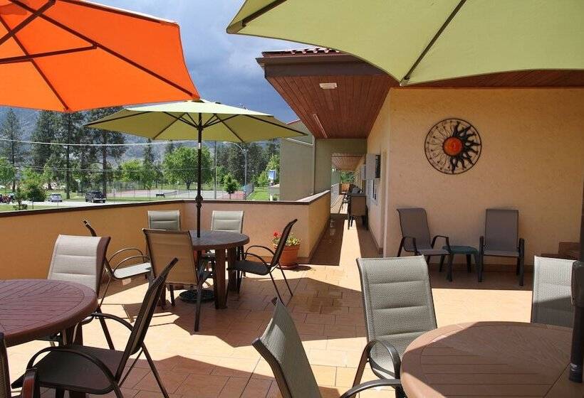 فندق Waterfront Inn