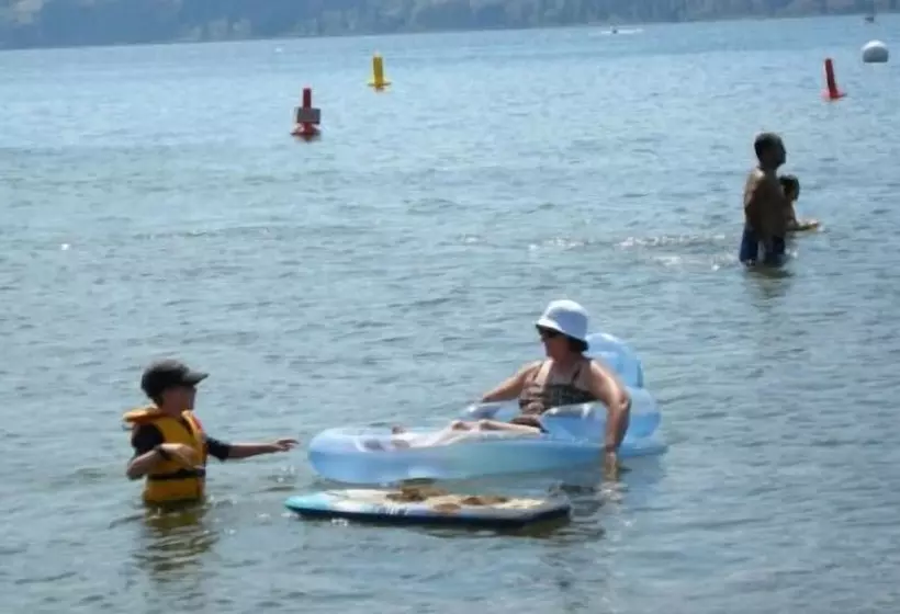 ホテル Waterfront Inn