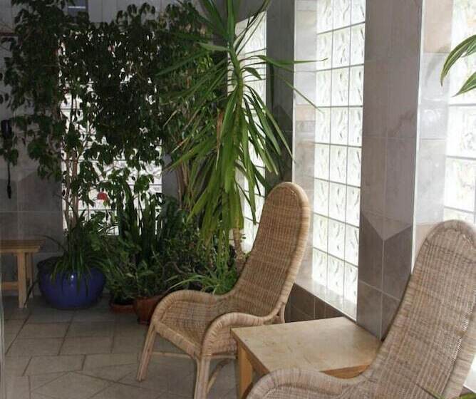 فندق Waterfront Inn