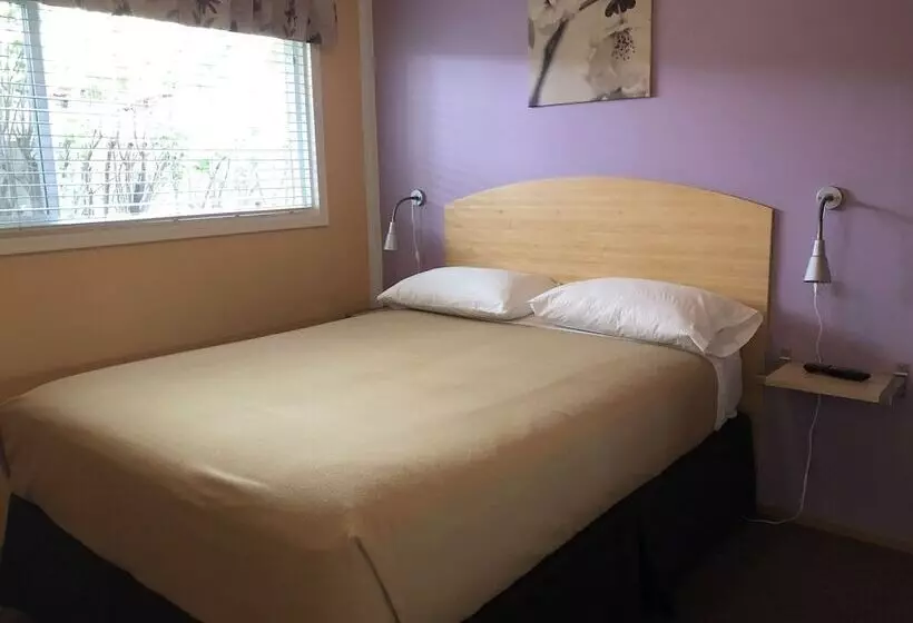 ホテル Waterfront Inn