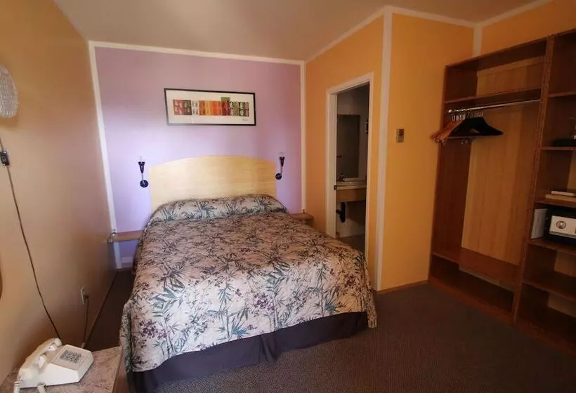 ホテル Waterfront Inn