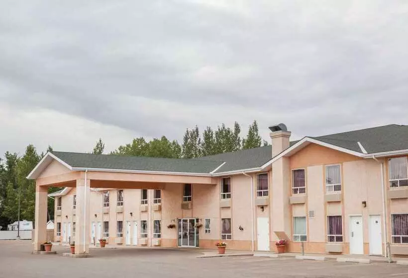 モーテル Super 8 By Wyndham Taber Ab