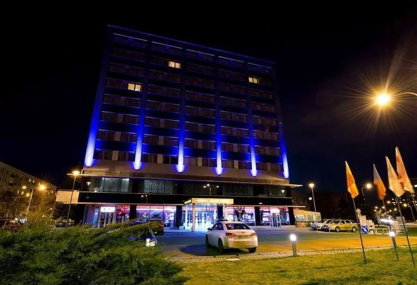 בית מלון כפרי Alessandria