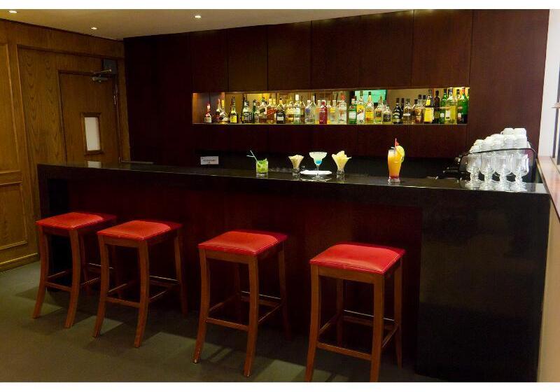 فندق Director Vitacura