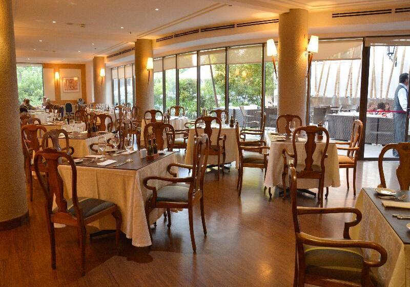 فندق Director Vitacura