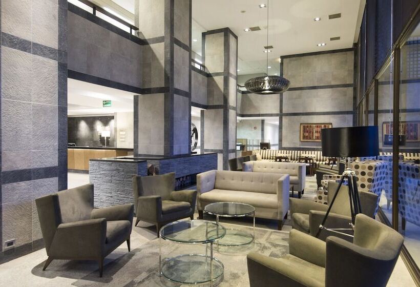 هتل Holiday Inn Express   Temuco, An Ihg