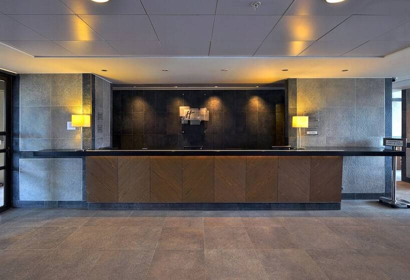 هتل Holiday Inn Express   Temuco, An Ihg