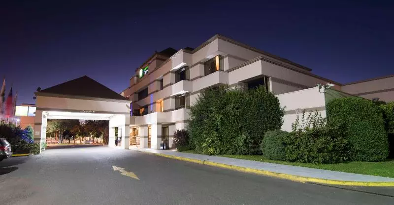 ホテル Holiday Inn Express   Temuco, An Ihg